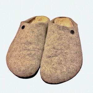 Birkenstock Women's Grey Slippers